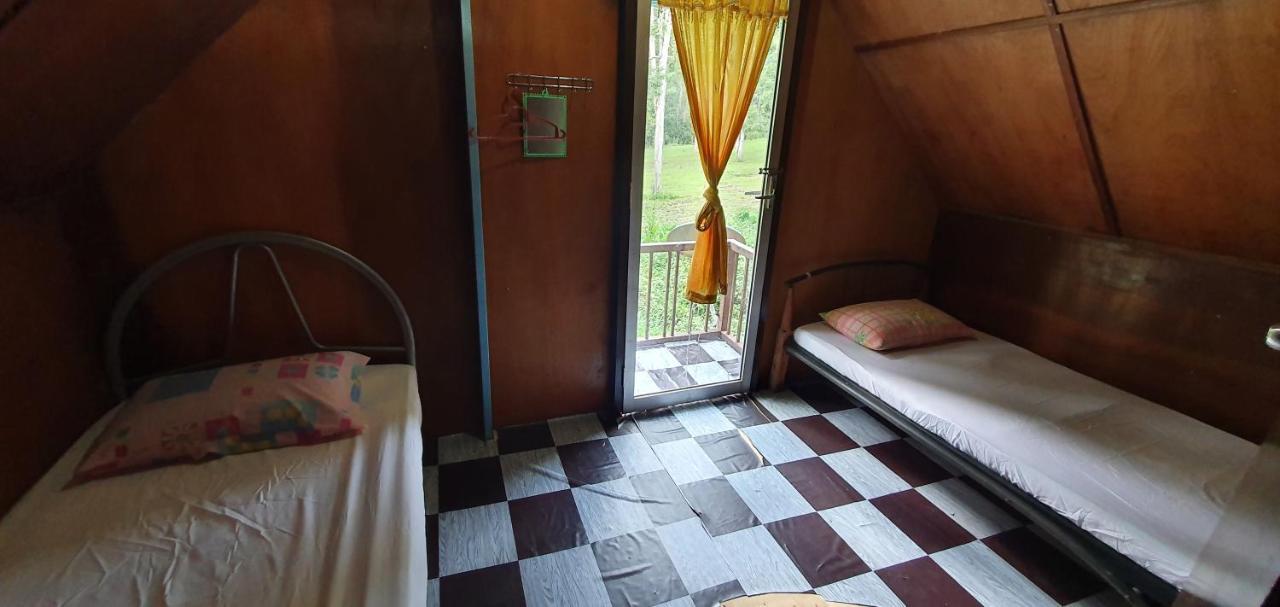 Chalet Kampong Semawar Kuala Kangsar Exterior photo